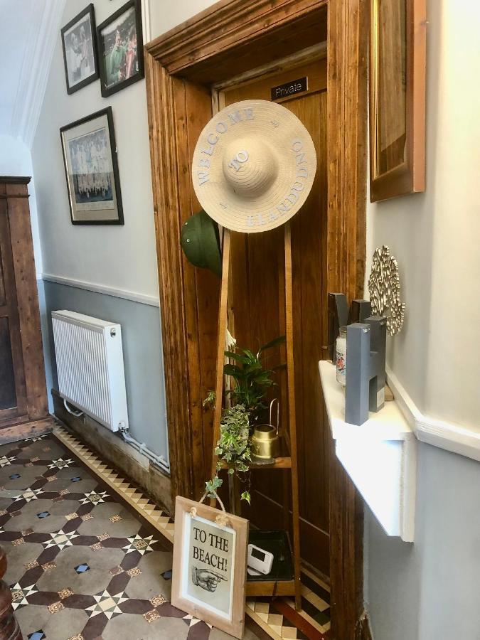 Mulberry House Otel Llandudno Dış mekan fotoğraf