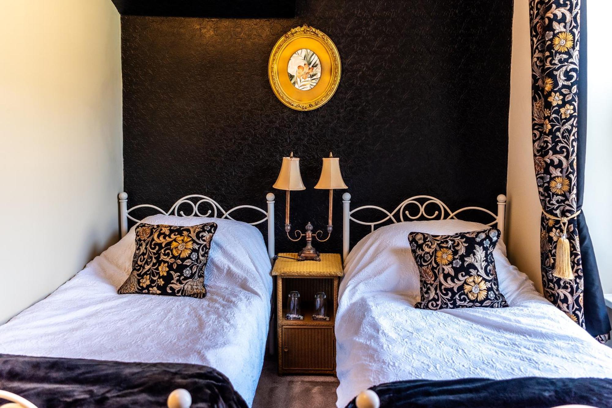 Mulberry House Otel Llandudno Dış mekan fotoğraf