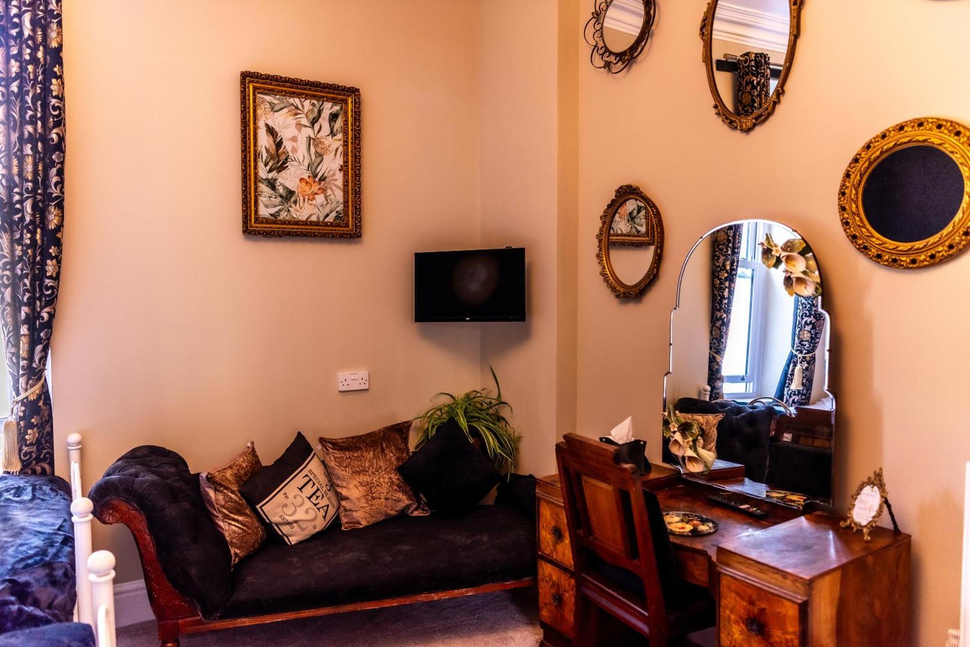 Mulberry House Otel Llandudno Dış mekan fotoğraf